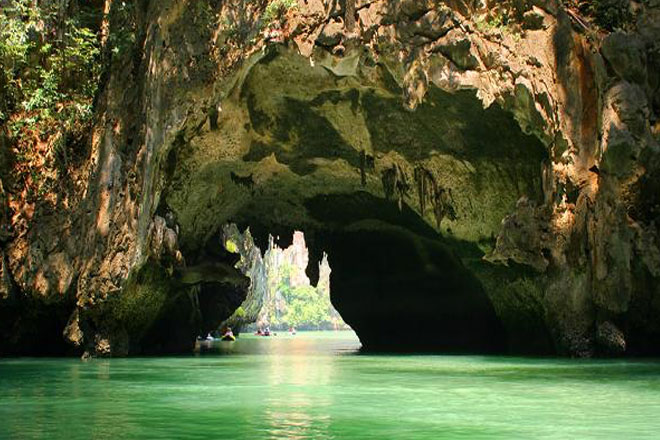Phang Nga  Sea Canoe by Big Boat