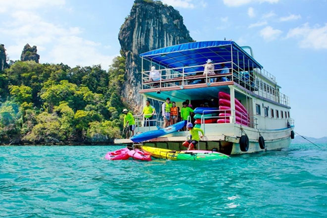 Phang Nga  Sea Canoe by Big Boat
