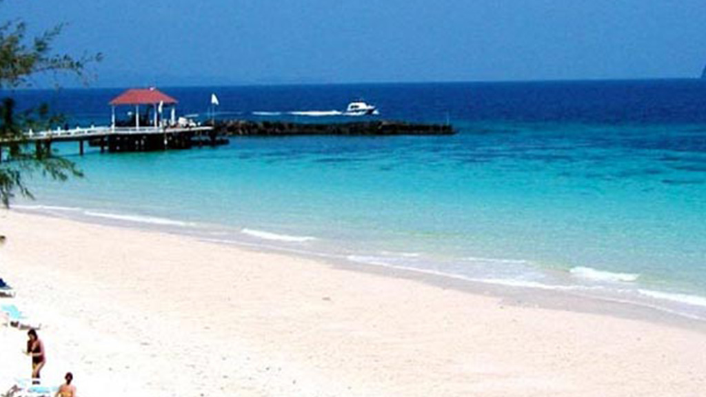 Raya Coral Island half day tour by catamaran