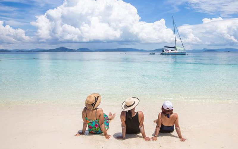 Khai Island by catamaran