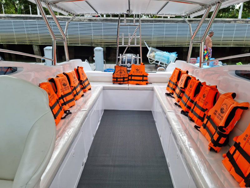 Private Speed Boat Max 10 persons