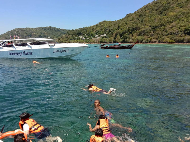 Private Phi Phi Sunrise Tour by Speed Boat